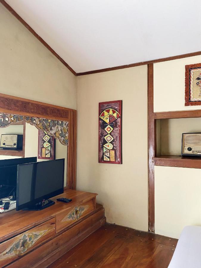 Sapulidi Cafe, Gallery & Resort レムバン エクステリア 写真